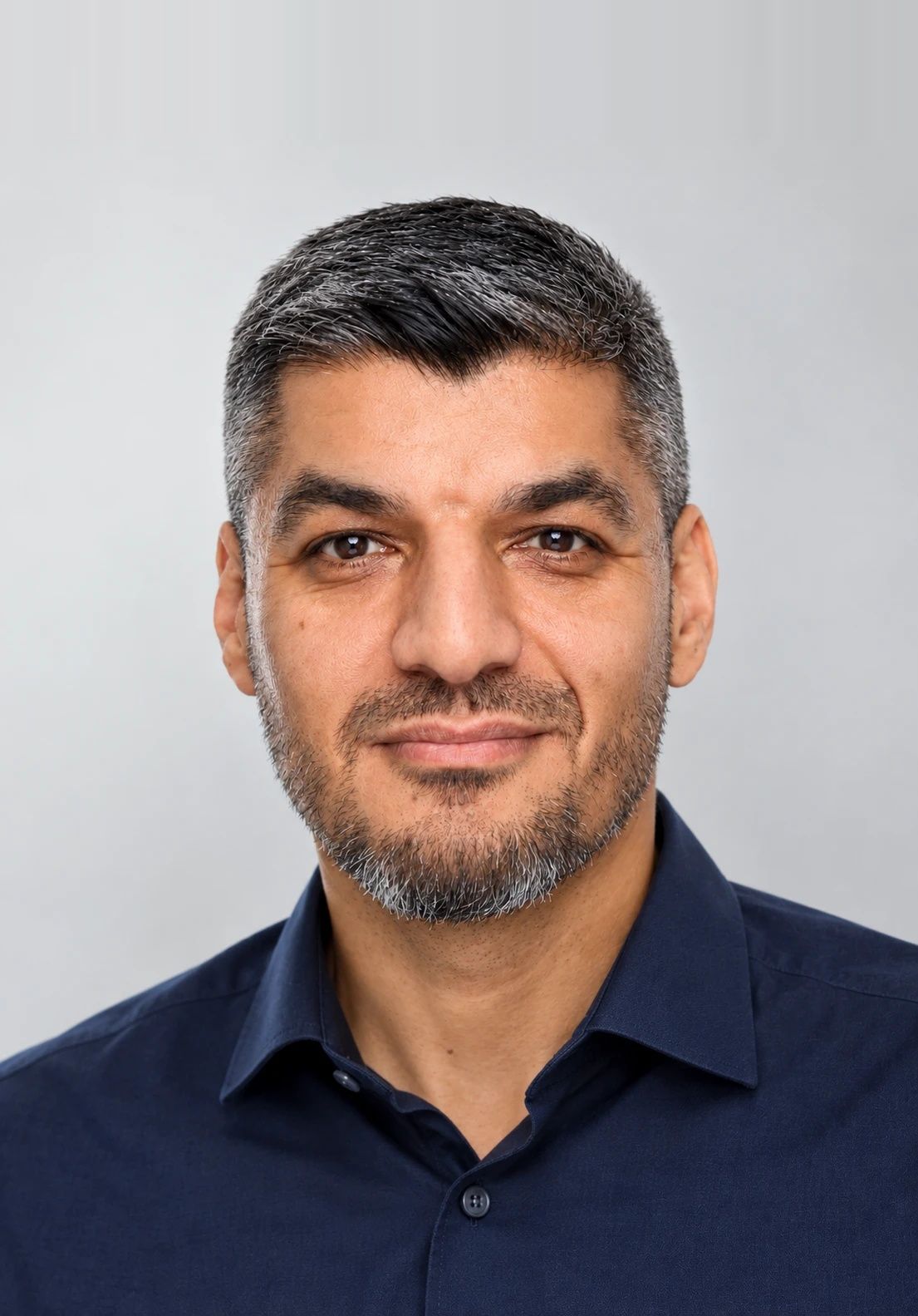 Dr. med. Bülent Kılıç, Facharzt für Orthopädie und Unfallchirurgie in Berlin Mitte